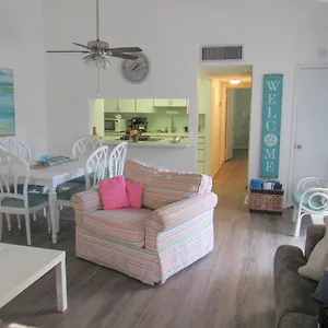  Apartment Sunny Miramar Half Mi To Access! United States